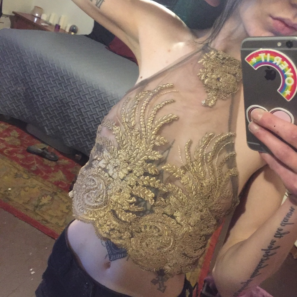 ✨sheer gold-embroidered halter✨ - Picture 2 of 8